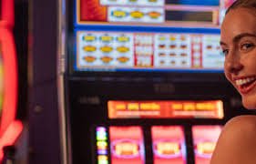 Live roulette and baccarat table options on 80jili platform
